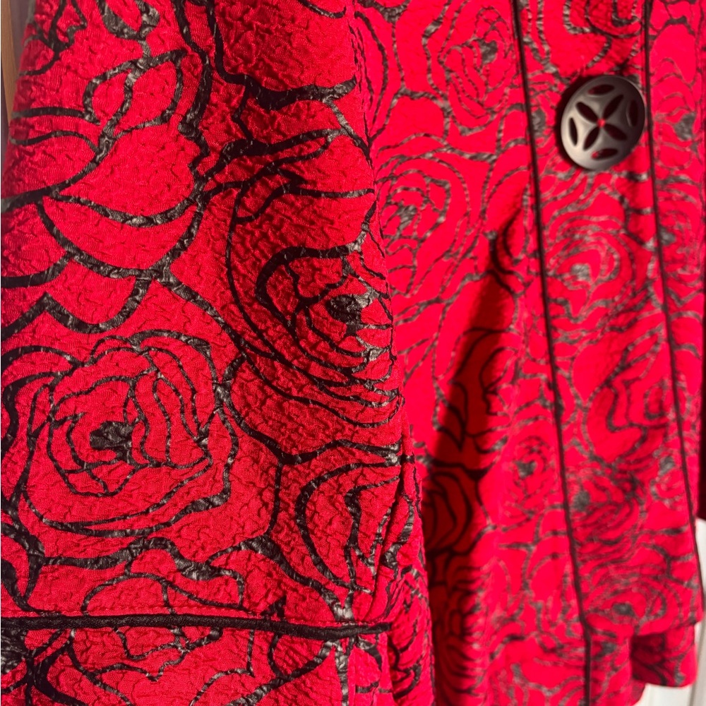 Red Floral Patterned Jacket - Picture 4 of 5